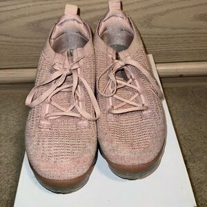 Pink Nike Vapormax